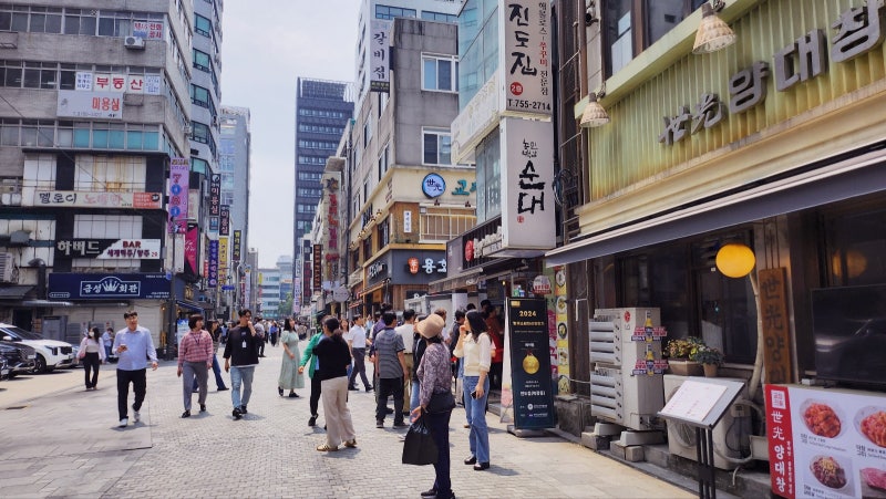 [시청역 근처 대놓고 맛집] 농민백암순대(feat.평일 웨이팅) 이미지 3