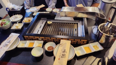 합정 홍대 내돈내산 고기집 맛집 추천 | 콜키지 프리 구워주는 고기집 옥돈 홍대점 후기 이미지 9