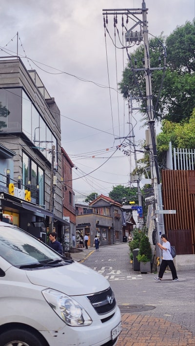 러너의 놀이터, 안국역 뉴발란스 북촌 허브 (상의+하의+러닝화 대여!) 이미지 3