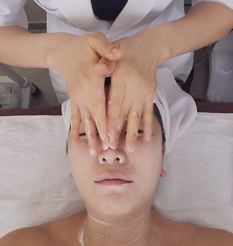 선릉 에스테틱 역삼 피부관리 추천 | 무료 주차 가능한 아임에스테틱강남역삼점에서 역삼 윤곽관리 받은 후기 이미지 14