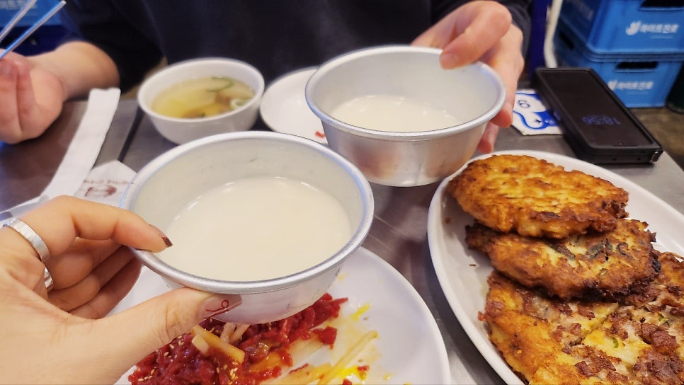 종로5가 빈대떡 육회 맛집 추천 | 종로 빈대떡 데이트 코스 박가네 빈대떡 후기 이미지 8