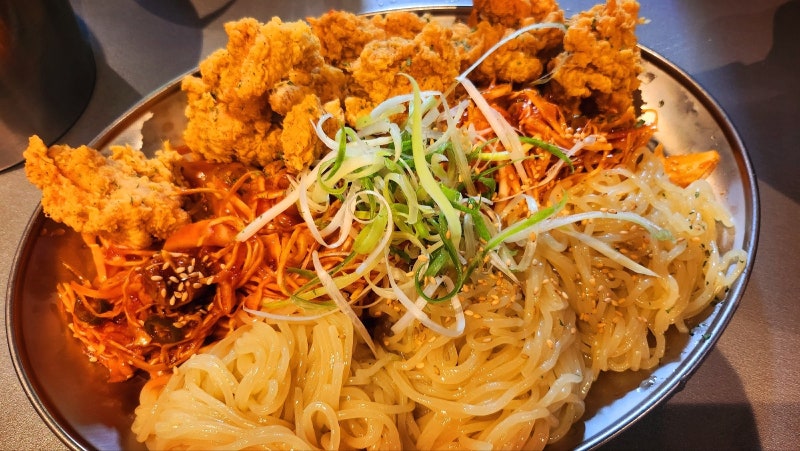 연남동 가성비 술집 추천 | 맥주 무한리필 메뉴가 있는 이색술집 '주류충전소 연남' 방문후기 이미지 20