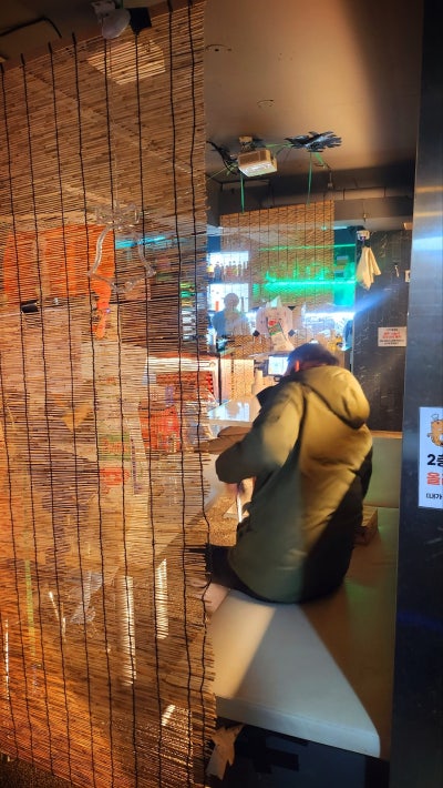 홍대 닭발 맛집 추천 | 단체회식 술집으로 추천하는 홍대입구역룸술집맛집 교장맥주 홍대입구역점 후기 이미지 6