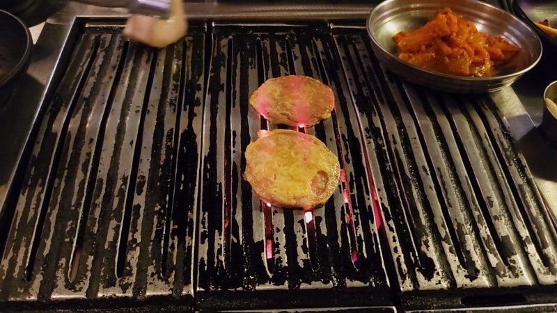 종로 고기집 맛집 추천 | 직원이 구워주는 삼겹살 맛집 새겹식당 후기 이미지 9