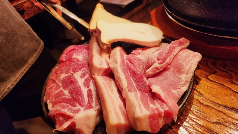 종로 내돈내산 고기 맛집 추천 | 소와 돼지를 한번에 맛볼 수 있는 고기맛집 고기꾼김춘배 후기 이미지 8