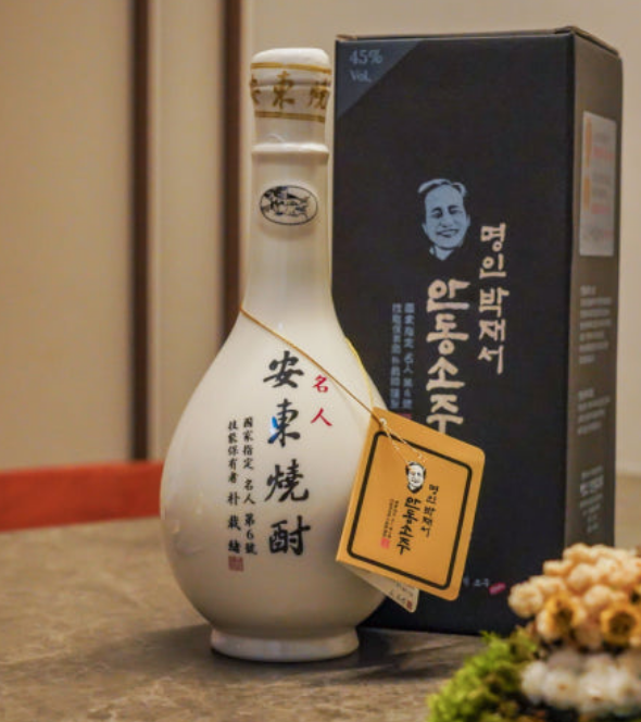 박재서 안동소주 명인 45도 | 프리미엄 소주 맛있게 즐기는 법과 페어링 팁 이미지 2