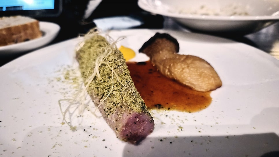 신논현 데이트 추천 | 공연과 식사를 동시에 가성비 강남 스테이크 맛집 플랫나인 방문기 이미지 2