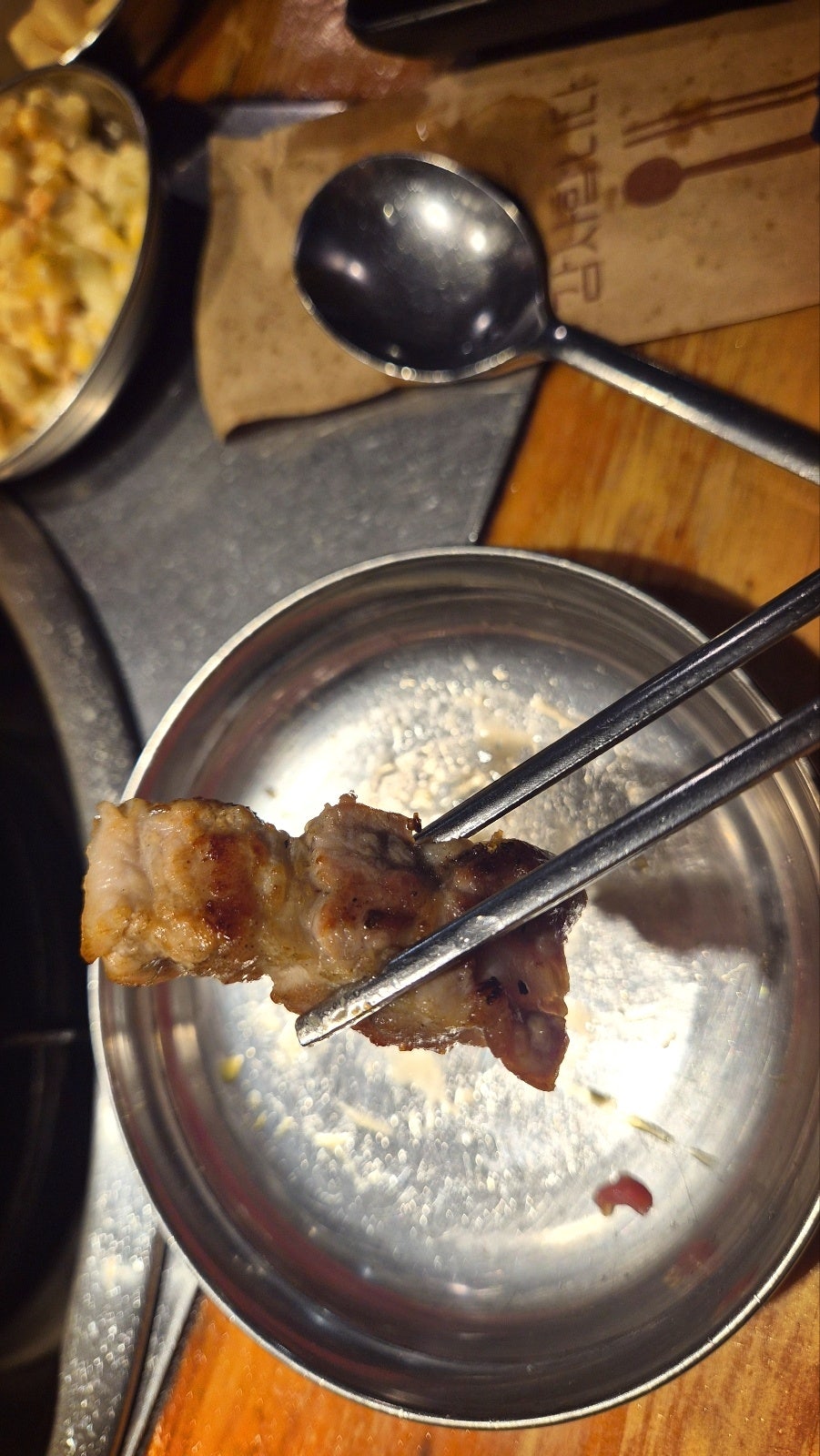 합정 고기집 추천 | 합정역 모임장소 추천하는 상수역 삼겹살 맛집 도적 합정점 후기 이미지 21