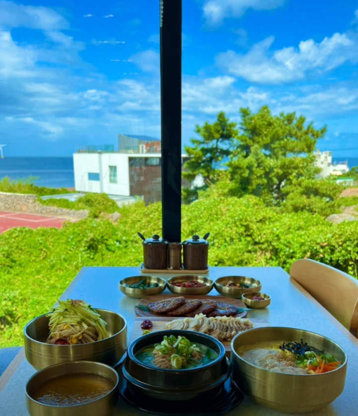 애월 카페거리 맛집 추천 | 애월 점심맛집으로 추천하는 고기국수 맛집 한담국수 곽지애월점 후기 이미지 8