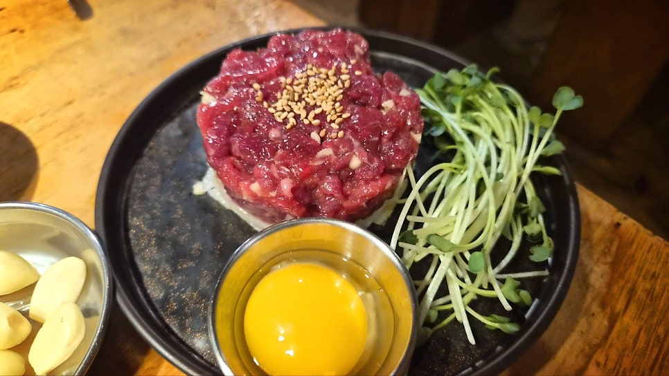 합정 고기집 추천 | 합정역 모임장소 추천하는 상수역 삼겹살 맛집 도적 합정점 후기 이미지 3