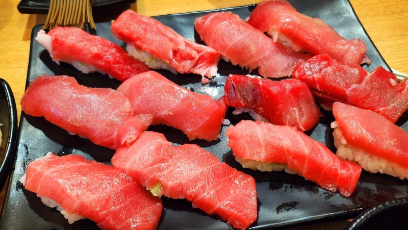용산 신용산역 초밥 맛집 추천 | 포장도 가능하고 가성비 좋은 용산역 근처 기차길옆초밥 후기