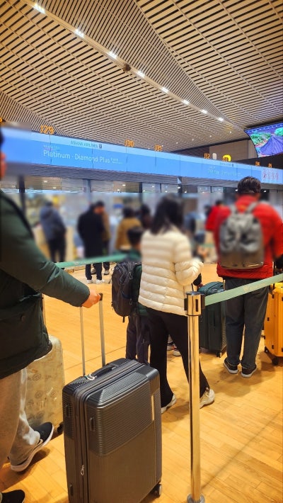 인천공항 대한항공 프레스티지 라운지 동편 좌측 라면도서관 이용 후기 이미지 4