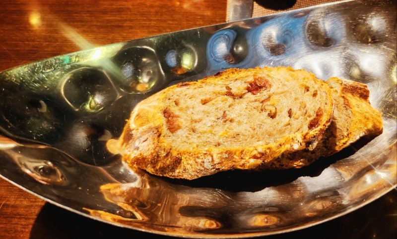 서울 스몰웨딩명소 | 파스타와 스테이크가 맛있는 음식에 진심인 레스토랑 아델라베일리 후기 이미지 5