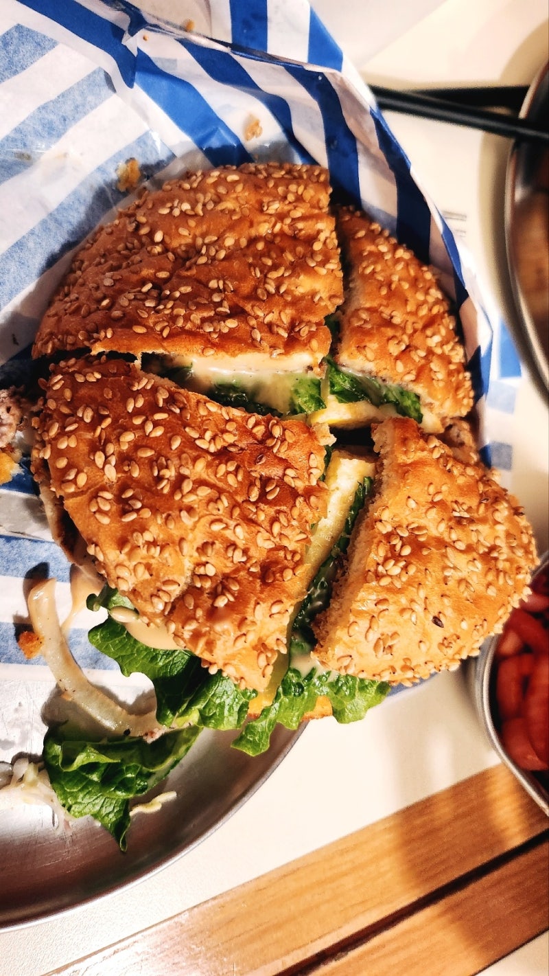 한남동 맛집 수제버거 추천 | 이태원 데이트 수제버거 맛집 다운타우너 한남점 방문 후기 이미지 19
