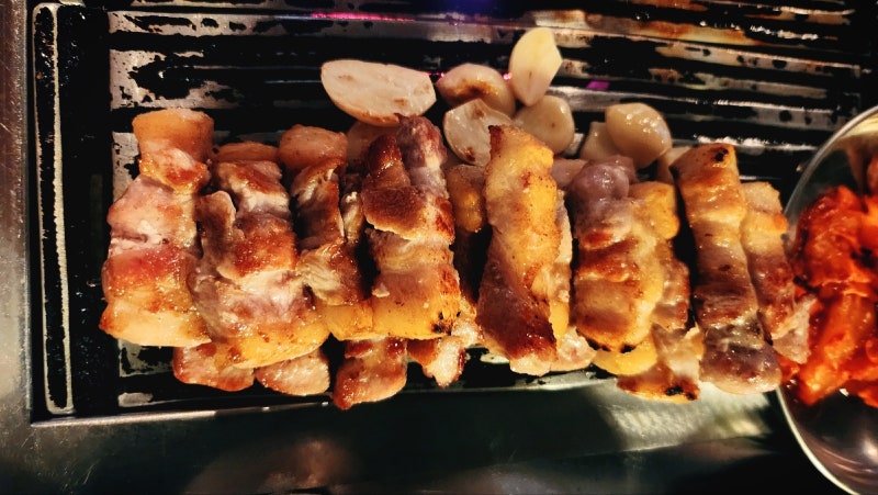 종로 고기집 맛집 추천 | 직원이 구워주는 삼겹살 맛집 새겹식당 후기 이미지 14