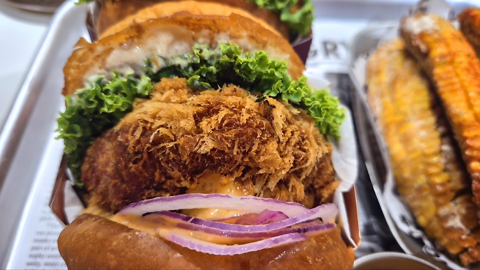대흥역 맛집 추천 | 경의선숲길 근처 신촌 데이트 수제버거 맛집 마포구 맛집 보어드앤헝그리 마포