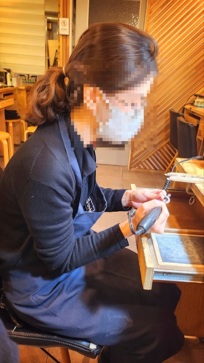 홍대 반지공방 원데이클래스 추천 | 홍대 놀거리 홍대 데이트 반지대학 홍대본점 후기 | 우정반지 각인 문구 추천 이미지 22