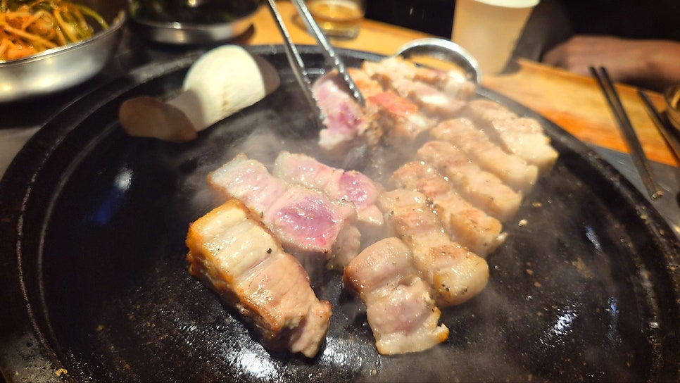 합정 고기집 추천 | 합정역 모임장소 추천하는 상수역 삼겹살 맛집 도적 합정점 후기 이미지 19