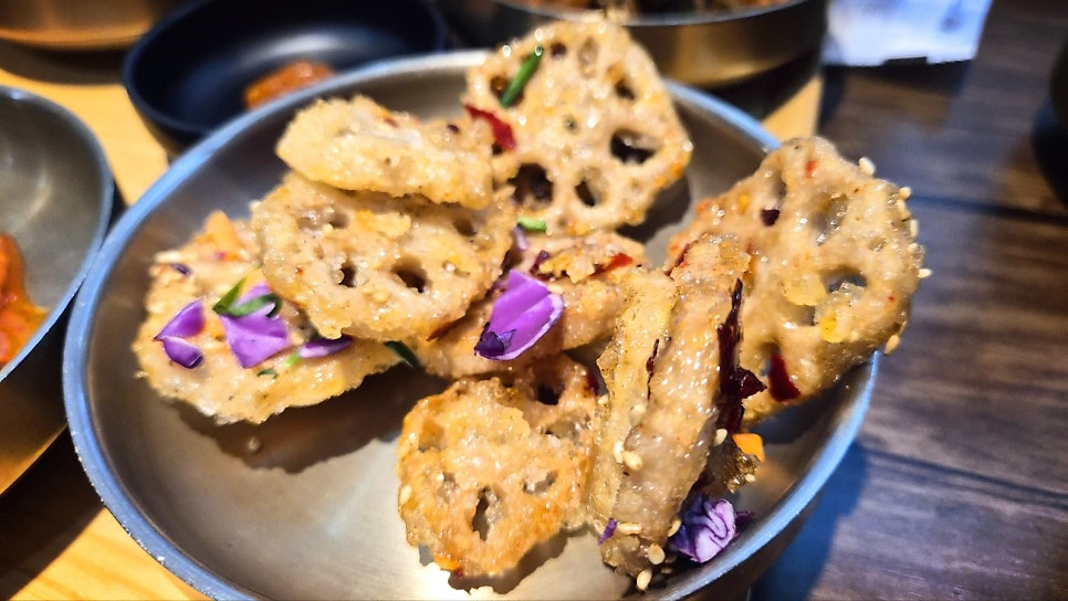 신중동 맛집 한식 추천 | 모임장소로 추천하는 중동 롯데백화점 맛집 김명주 뜰안채밥상 신중동점 후기 이미지 25
