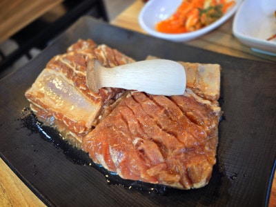 속초 돼지갈비 맛집, 속초 해수욕장 근처 맛집 | 속초 고기집 '동강청정한우앤한돈' 돼지갈비 후기 이미지 22
