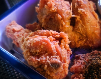 광화문 치킨 맛집 추천 | 청계천 바로 앞에 있는 루프탑, 야장느낌 비비큐 빌리지 청계광장점 내돈내산 후기 이미지 15